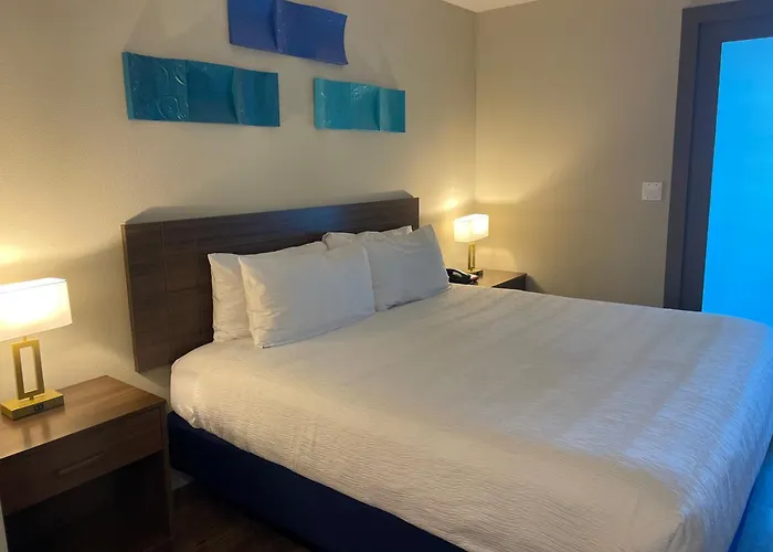South Beach Biloxi Hotel & Suites