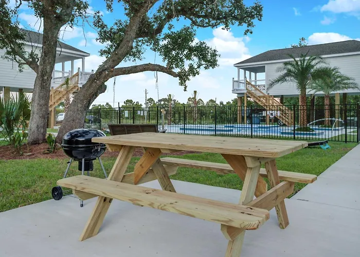 Waveland Beach Cottages